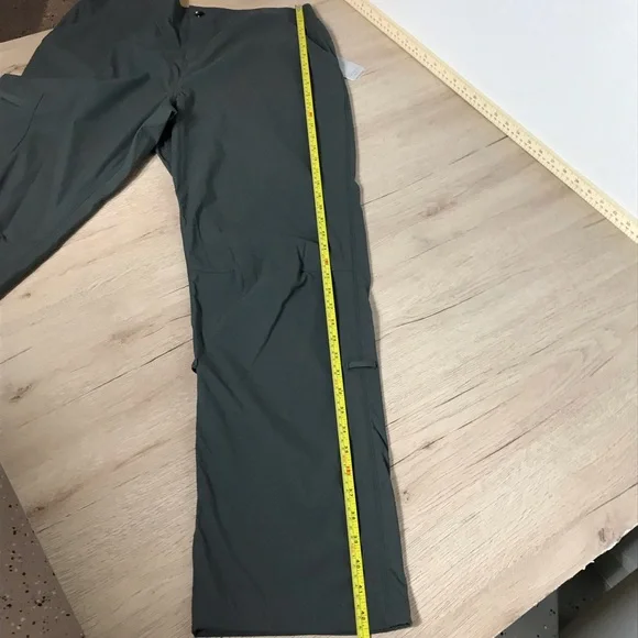 Te Verde Womens Green Stretch Cargo Pants Convertible Length Outdoorsy Sz XL NWT - Picture 12 of 16